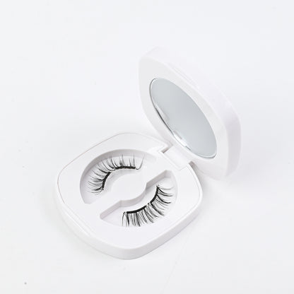 One-piece magnetic false eyelashes