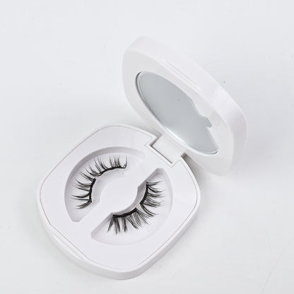 One-piece magnetic false eyelashes
