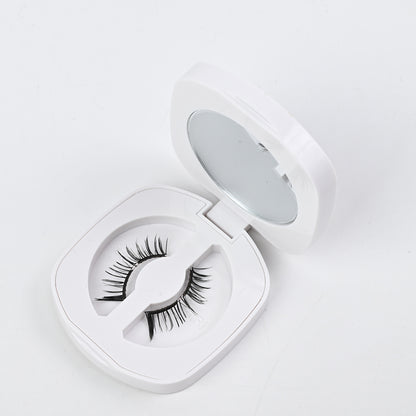 One-piece magnetic false eyelashes